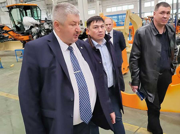 Радий Хабиров получил $5 млн от Владимира Сенина за мандат Госдумы от Башкирии