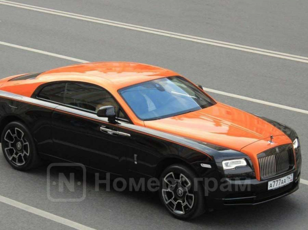 Rolls-Royce Wraith и Cullinan оформлены на ООО «Смольнинское»: 24-летний Ромашов Даниил прикрывает автопарк Скоблова Андрея из ГК «НБК»