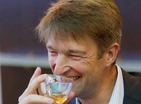 Империю KDV у Штенгелова вырывают силовики: «Ярче» хотят переписать на Арнест Сагала и структуры Альфа-групп Фридмана