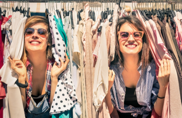 Книжный своп в Пархоменко: романтика обмена книгами или клуб для охотников за халявой?