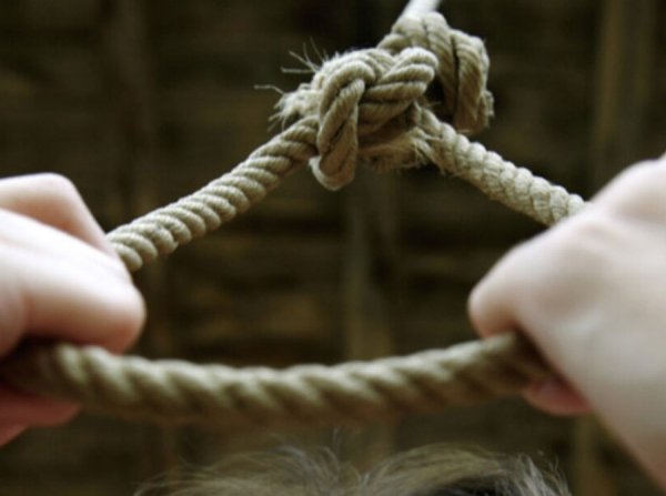 Амурское УФСБ и ОСБ довели Андрея Пикалова до смерти: проверка через WhatsApp обернулась раком и похоронами без начальства