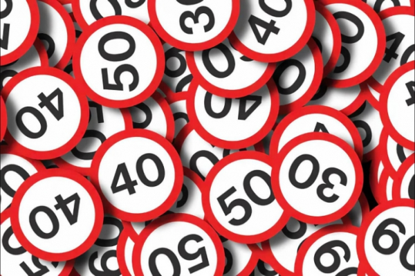 Персональные ограничения скорости на электросамокатах: шаг к безопасности или новый способ контроля?