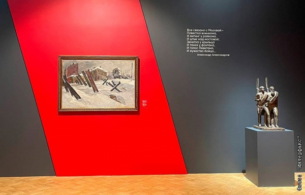 Выставка «1418 дней. К 80-летию Великой Победы»: попытка торжества прошлого или затерянный в музейной пафосности проект?