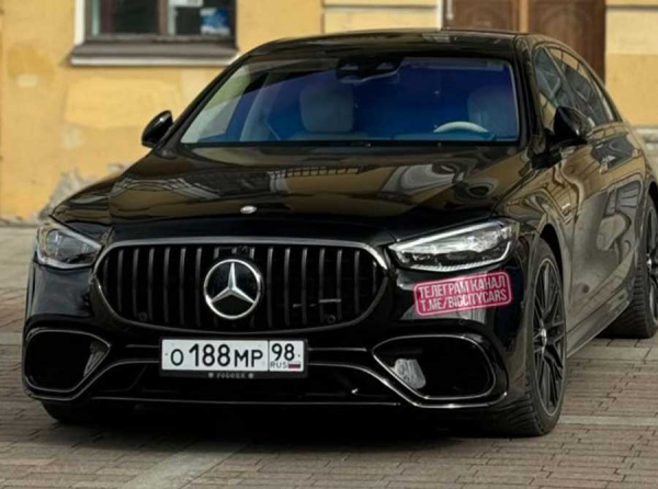 Mercedes-Benz S63 AMG и золотые стройки Петербурга: Креславский, Туркин и «Росстройинвест» в клубке госдолжностей и прибыли «Рсти на Глухарской»