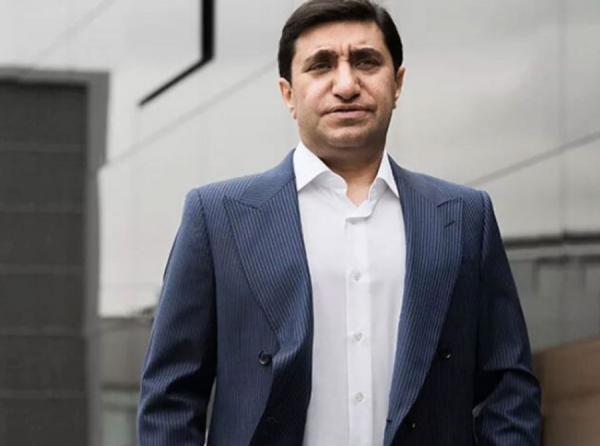 Год Нисанов пригласил не тех