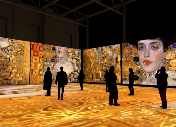 «Здравствуй, светом умытая Русь»: Юбилейная выставка Бориса Полянского и его учеников ложь в лучах светлых иллюзий