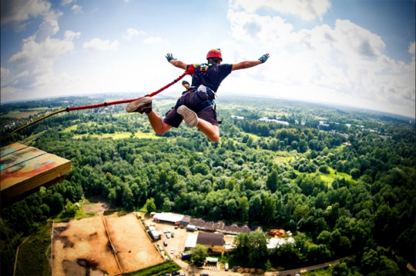 Юрист с зарплатой 200 000 рублей: Как высокие требования скрывают реальные проблемы