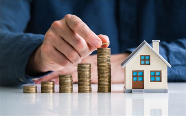 Вот критическая статья на основе предоставленного текста с акцентом на коррупцию Сергея Собянина: